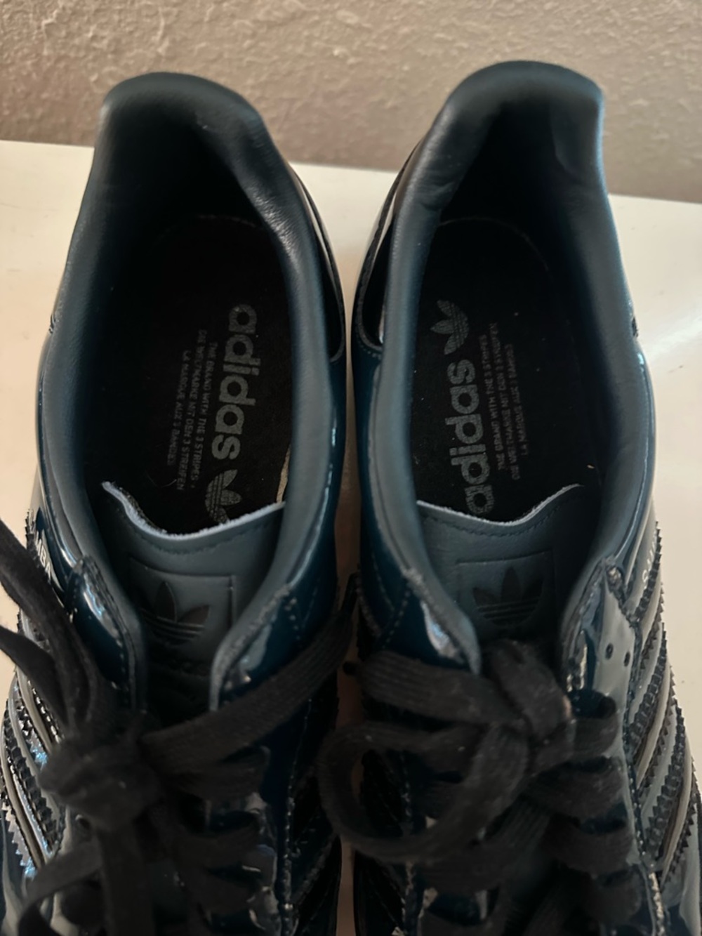 Adidas Samba Womens 9Patent Leather Sneakers - Teal
AS SEEN ON DAKOTAH JOHNSON - Picture 3 of 5